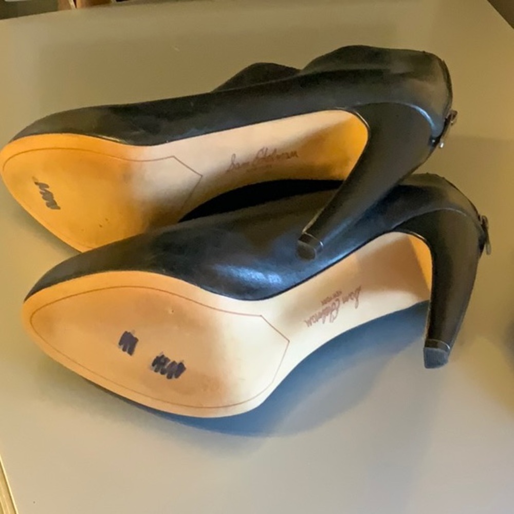 Sam Edelman reasonable offers only - Picture 4 of 4